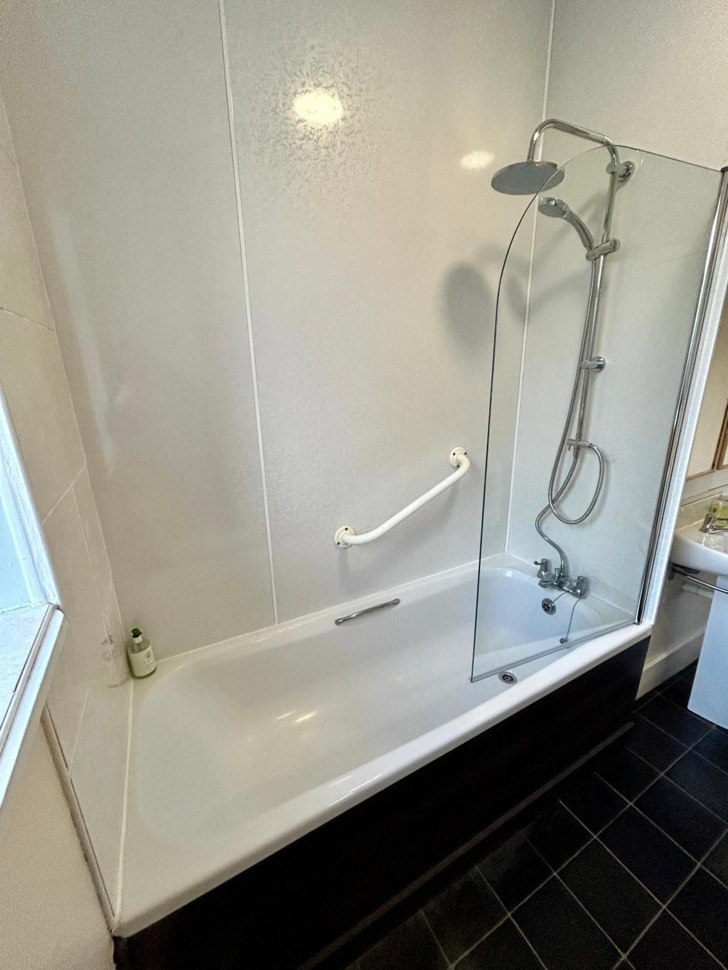 شقة St Magnus Self Catering ليرويك المظهر الخارجي الصورة